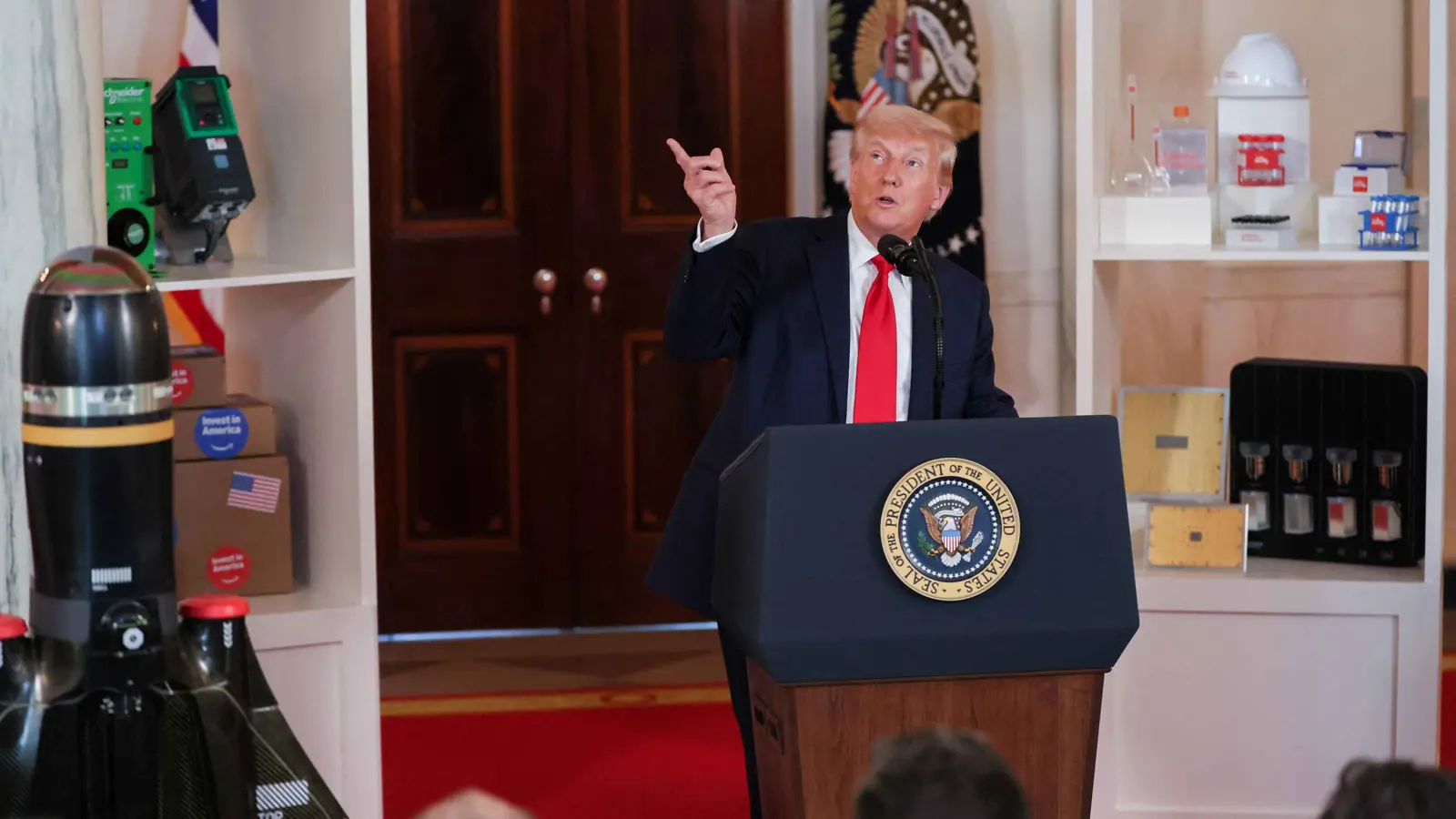 لمواجهة "السيناريو الأسوأ".. أوروبا تبحث خطط الرد على رسوم ترامب