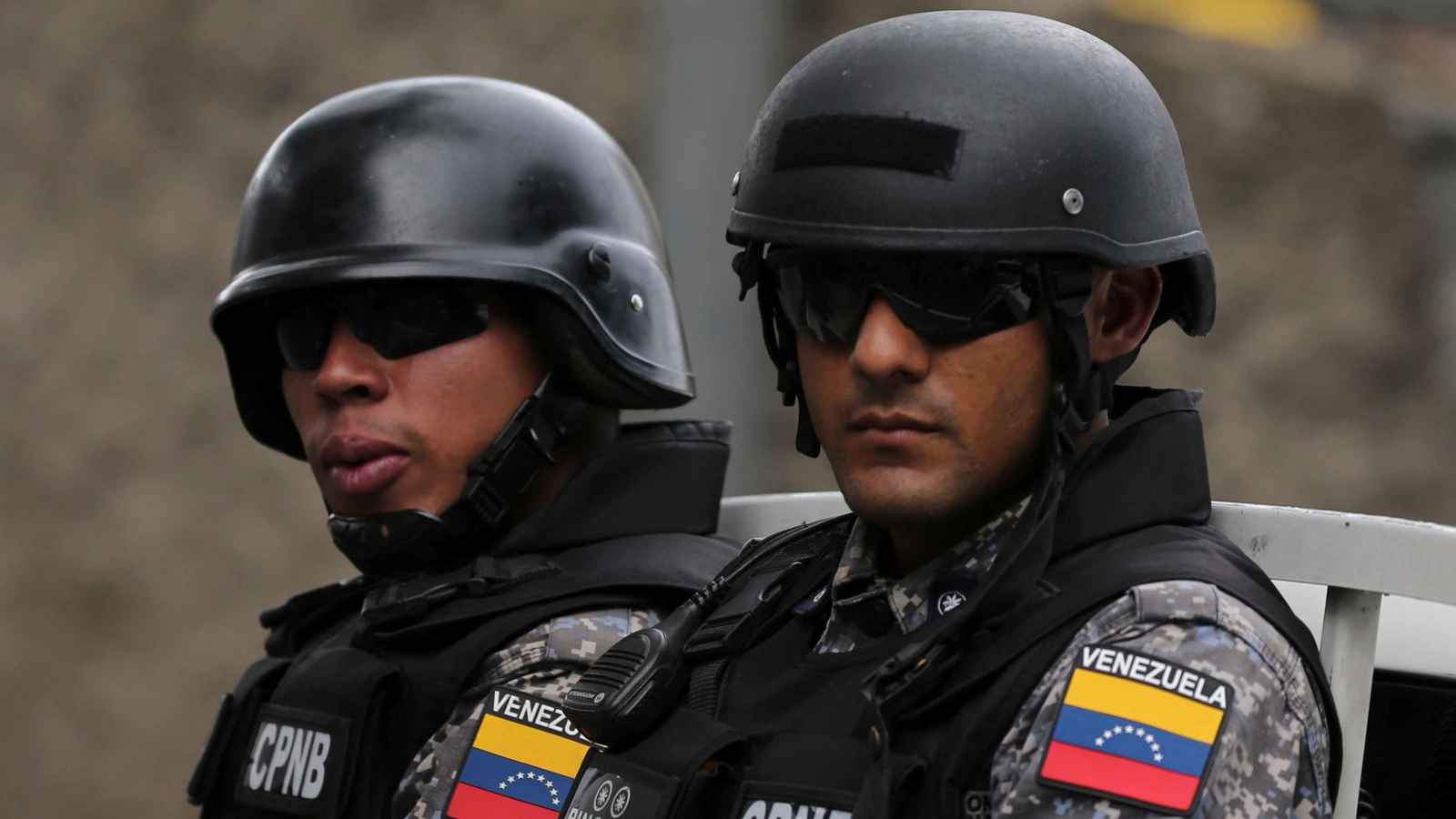 مطلوب في الولايات المتحدة.. فنزويلا تعتقل محققا سابقا بالشرطة