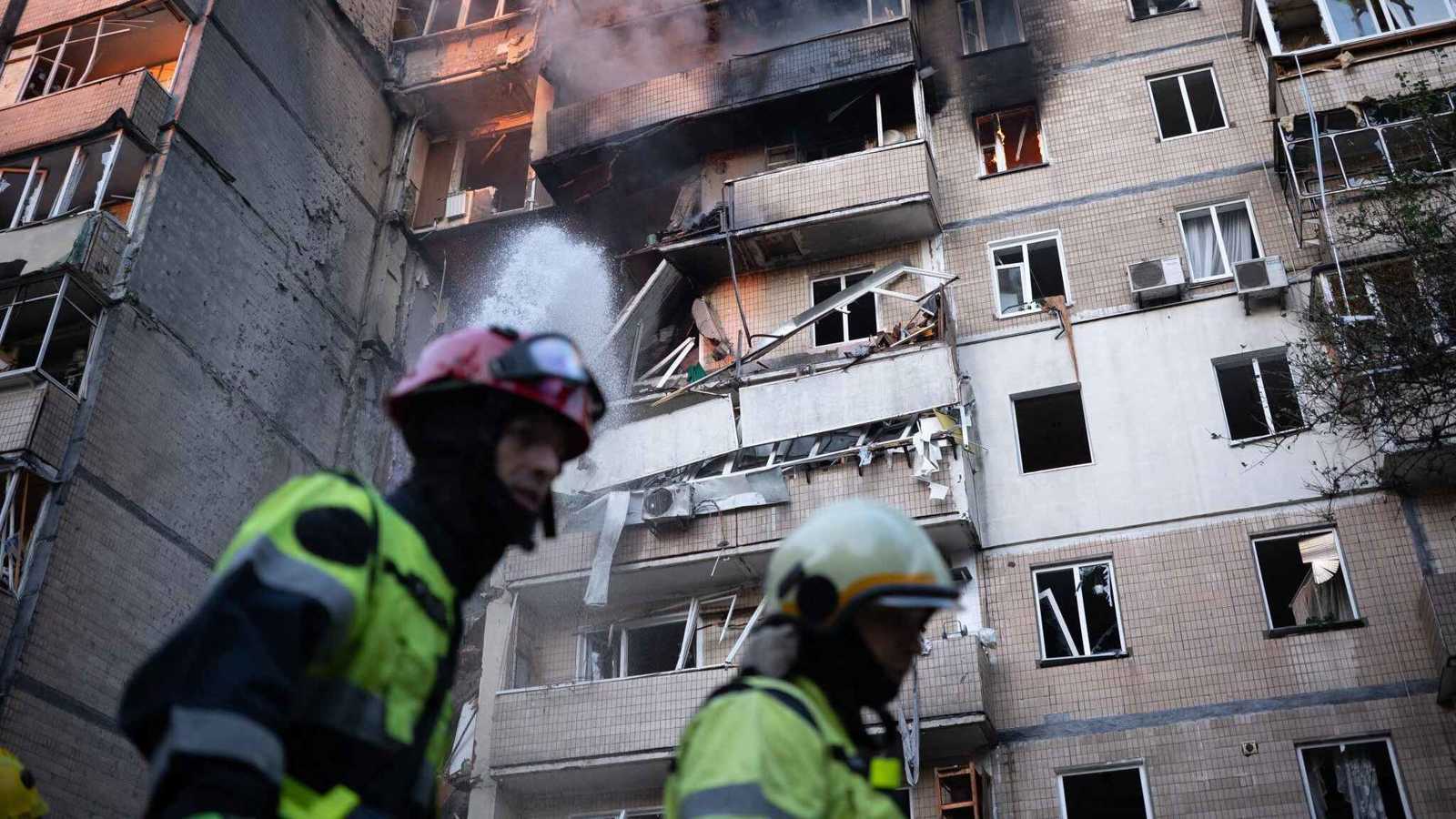 "تصعيد مدروس".. أوكرانيا تلقت أعنف الضربات بعد مكالمات بوتين وترامب