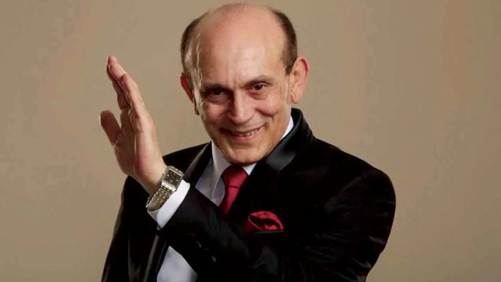 الفنان محمد صبحي يكشف تطورات وضعه الصحي