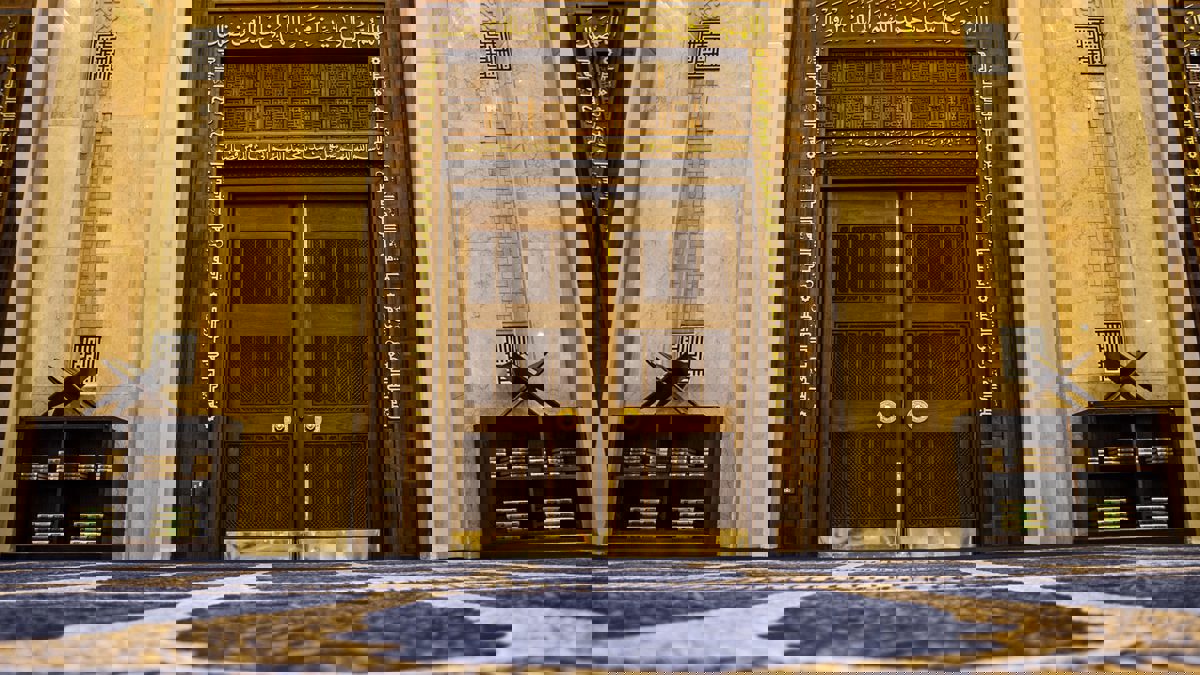 "الأوقاف الكويتية" تحيل إمام مسجد للتحقيق بسبب محمد مرسي