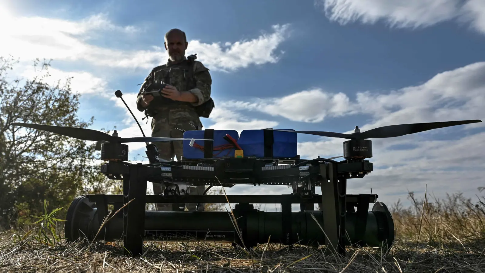 أوكرانيا توقف ضابطاً بتهمة التجسس لصالح روسيا