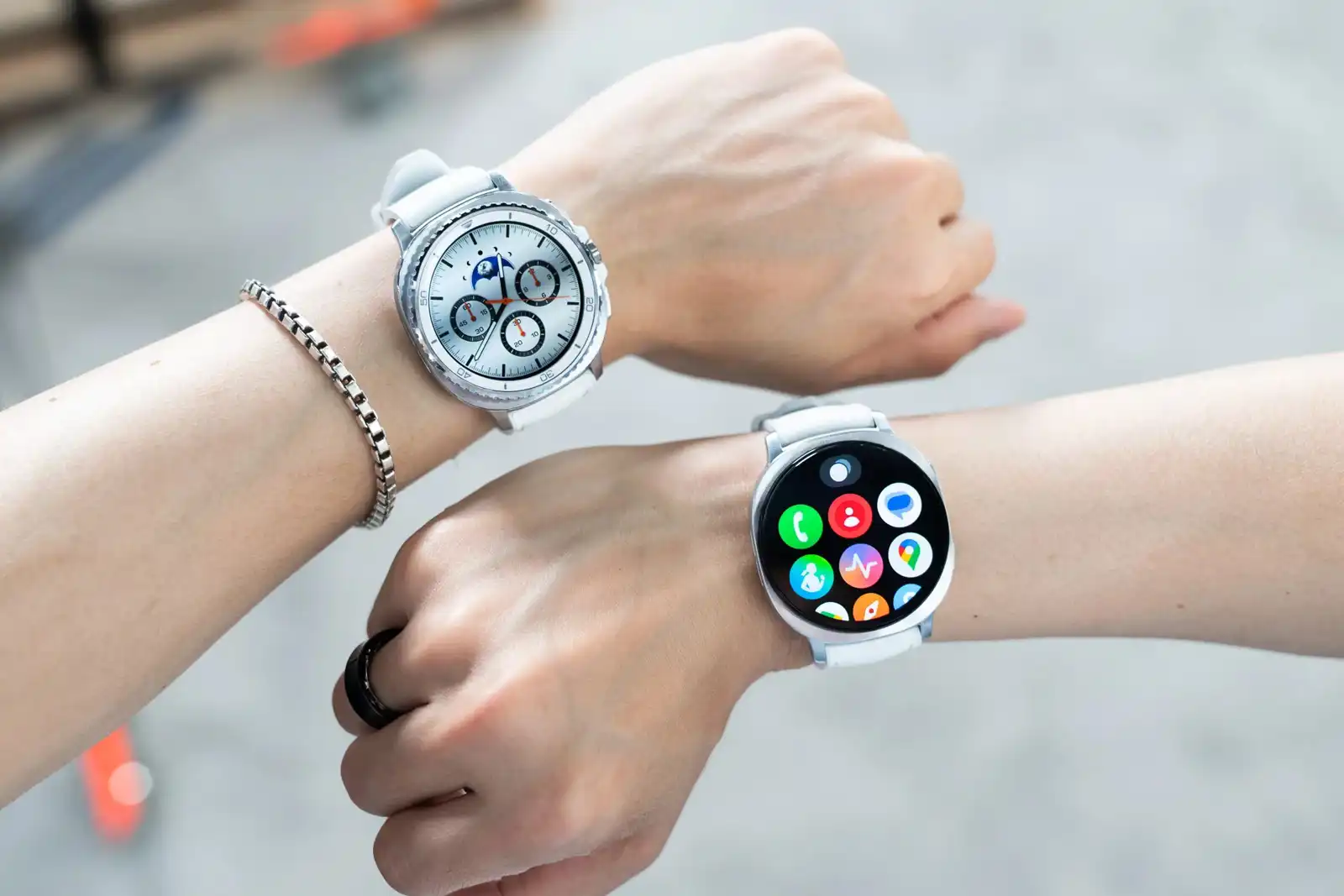 ساعات سامسونغ الذكية