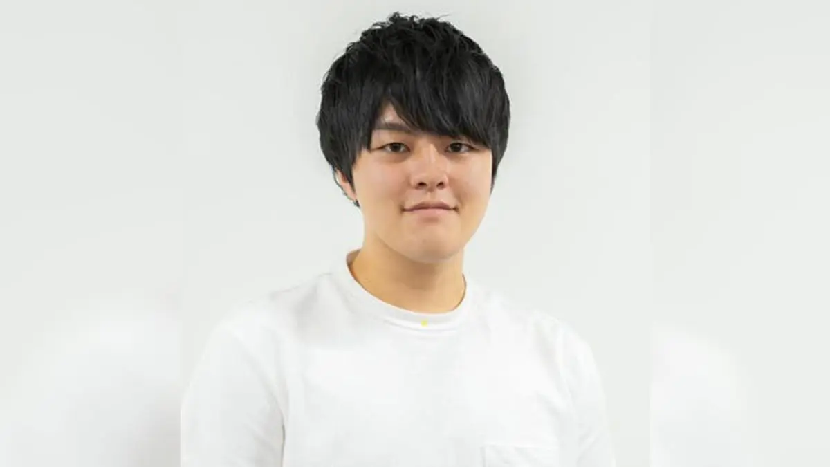 شاب ياباني يجمع ثروة ضخمة من الشخصيات الافتراضية

