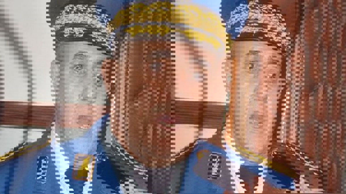 الجزائر.. القبض على مسؤول أمني بارز واعتقال رئيس بلدية في وهران