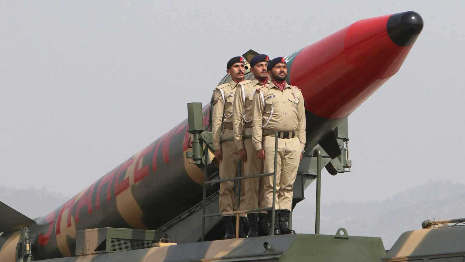 "فاتح 4".. صاروخ باكستاني جديد يُثير قلق الهند وإسرائيل