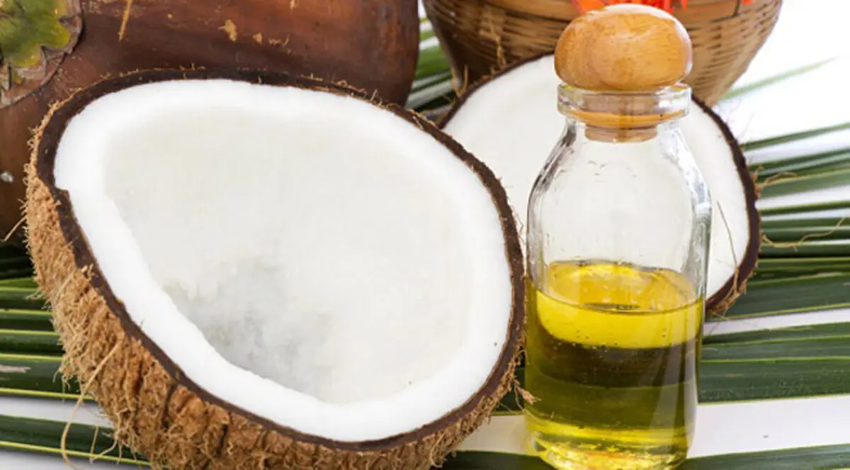 زيت جوز الهند .. إكسير الصحة والجمال