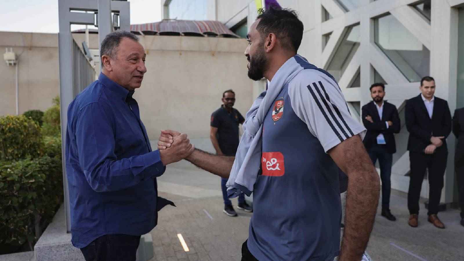 وضع شرطا للرحيل.. كهربا "يفجر" أزمة جديدة مع محمد رمضان