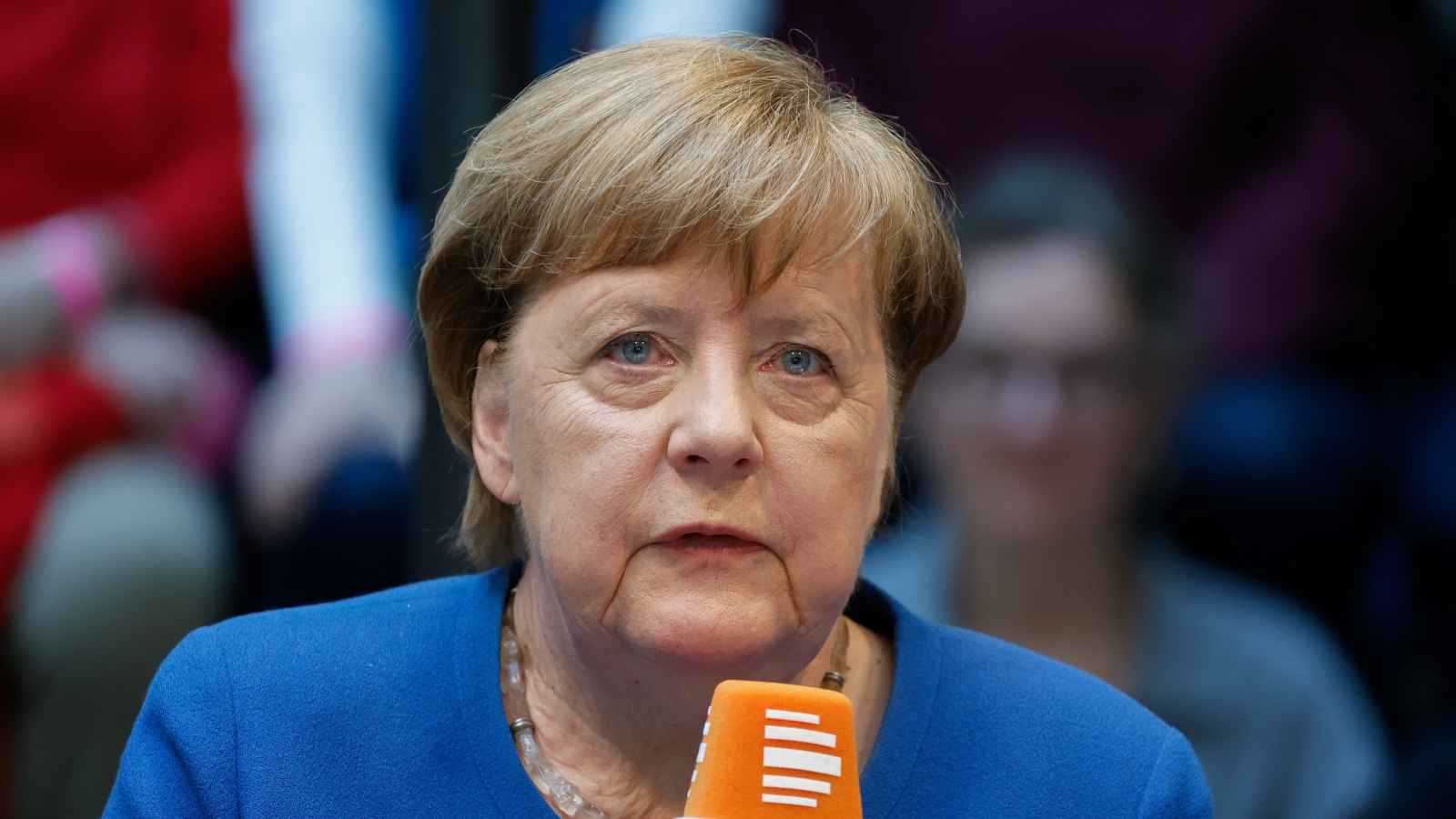 موقع "7 أكتوبر".. ميركل تتفقد حدود قطاع غزة (صور)