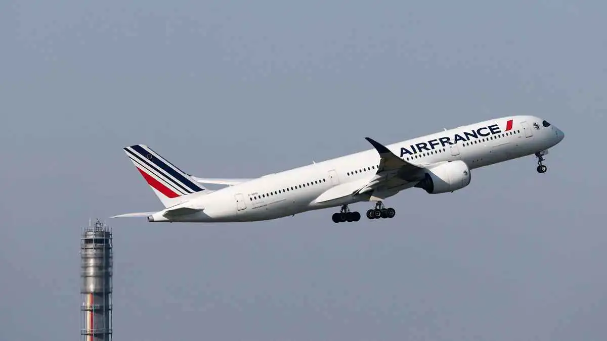 إير فرانس تمدد تعليق رحلاتها من وإلى تل أبيب وبيروت