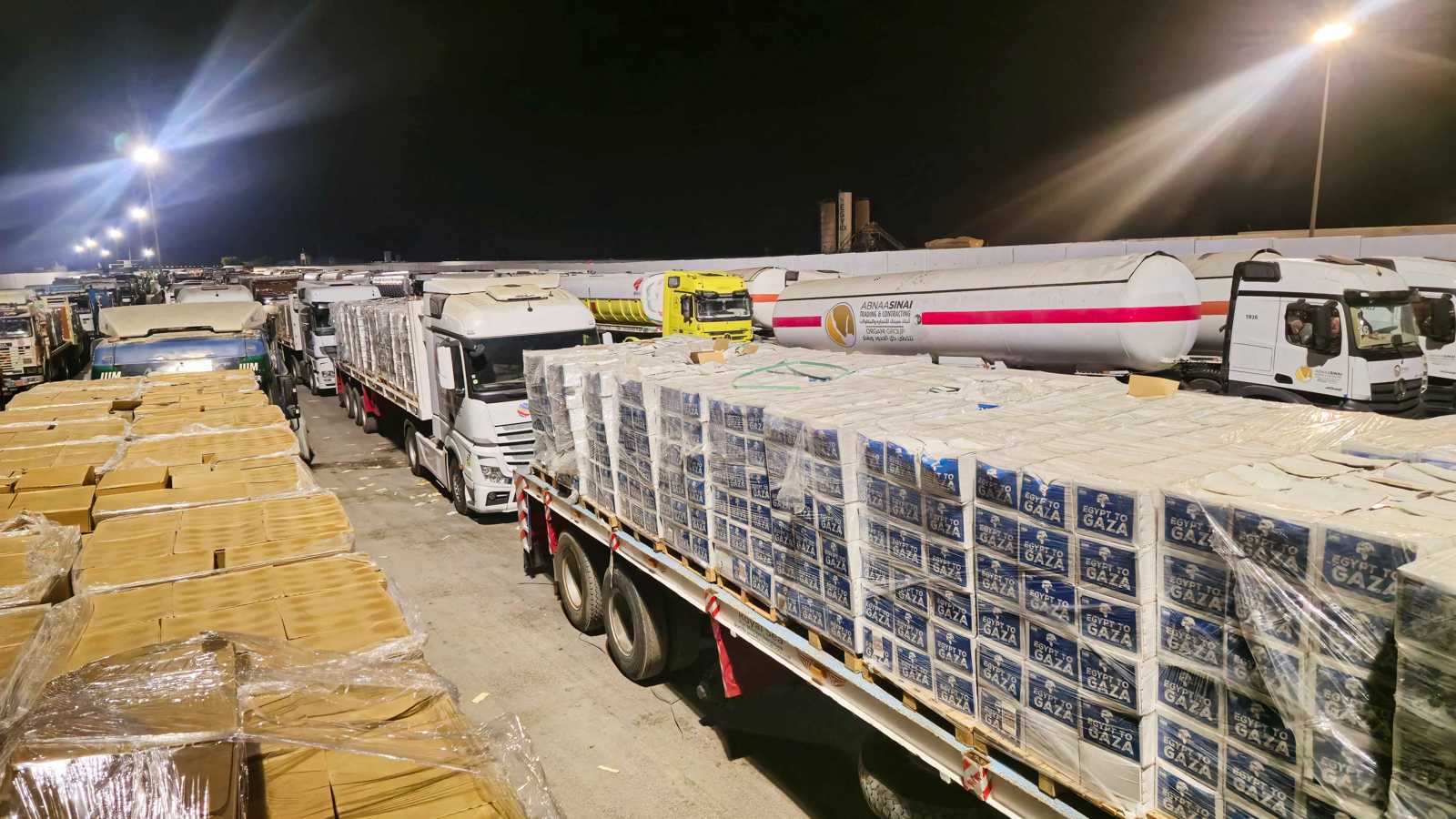 "واشنطن بوست": إسرائيل قررت استئناف تسليم المساعدات اليوم