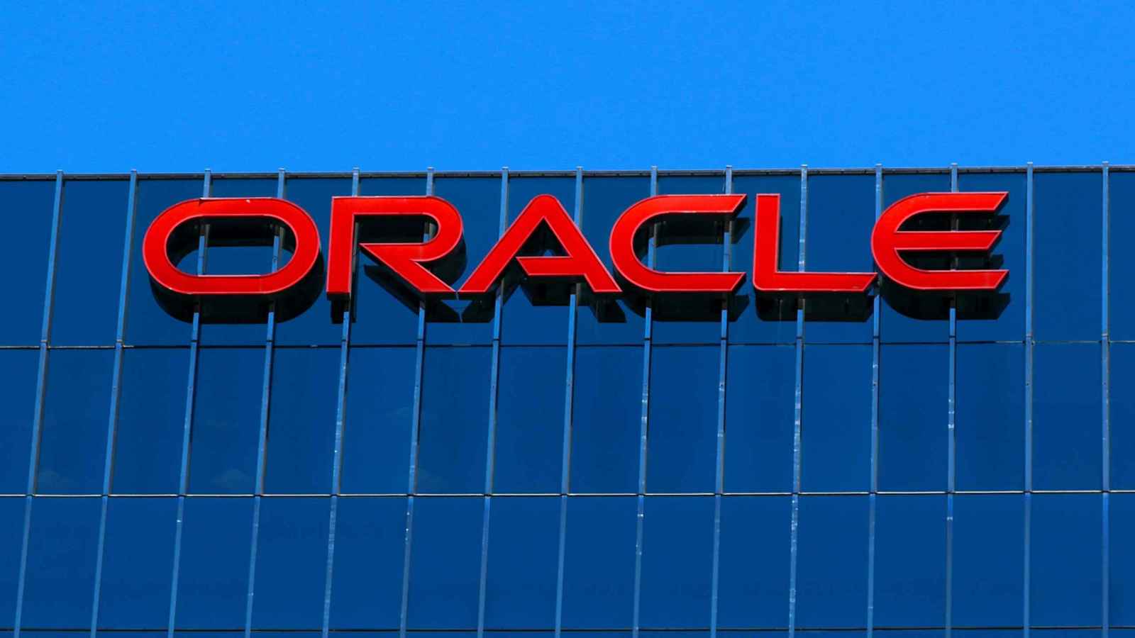 اختراق جديد.. أوراكل تعلن سرقة بيانات تسجيل دخول العملاء