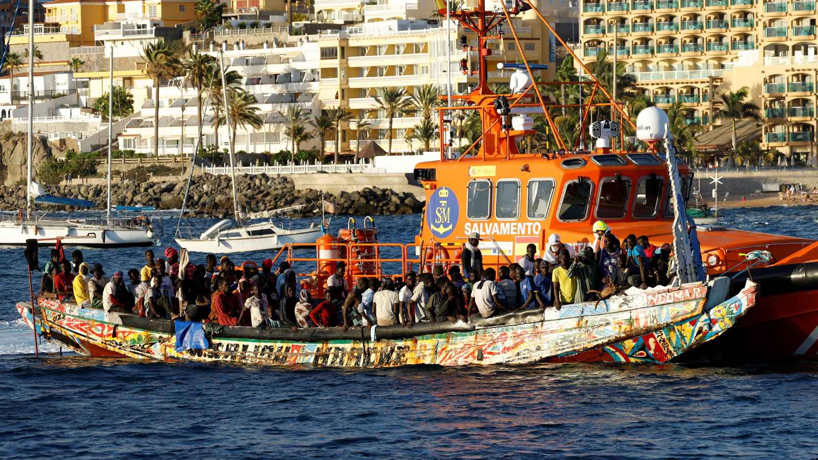 2024 الأعلى في التاريخ.. قوافل المهاجرين تجتاح جزر الكناري