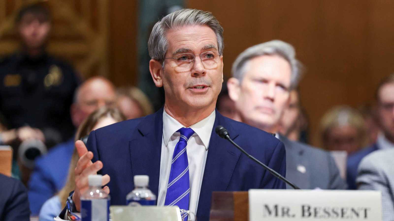 "جيدة جدا".. واشنطن تجري محادثات بشأن الرسوم الجمركية مع بكين