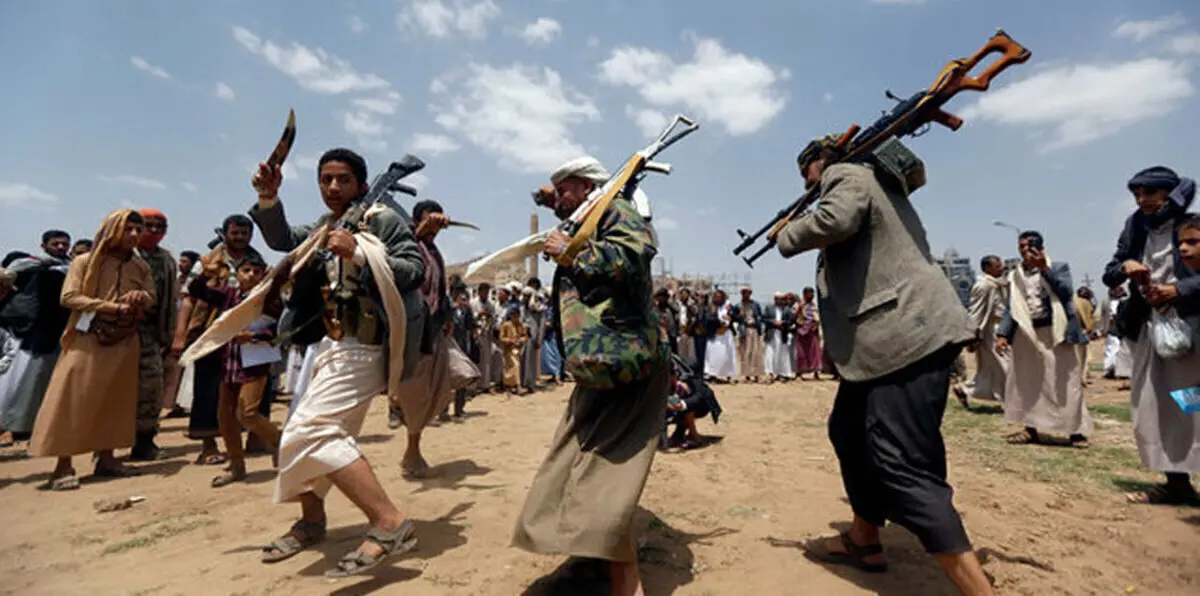 الجيش اليمني يعلن تفكيك شبكة ألغام بحرية غرب البلاد