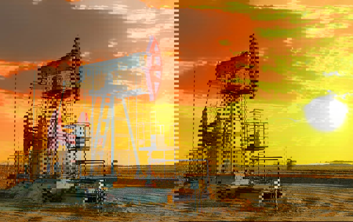 النفط يرتفع بفضل توقعات الطلب الأمريكي على الوقود قبل اجتماع "أوبك +"