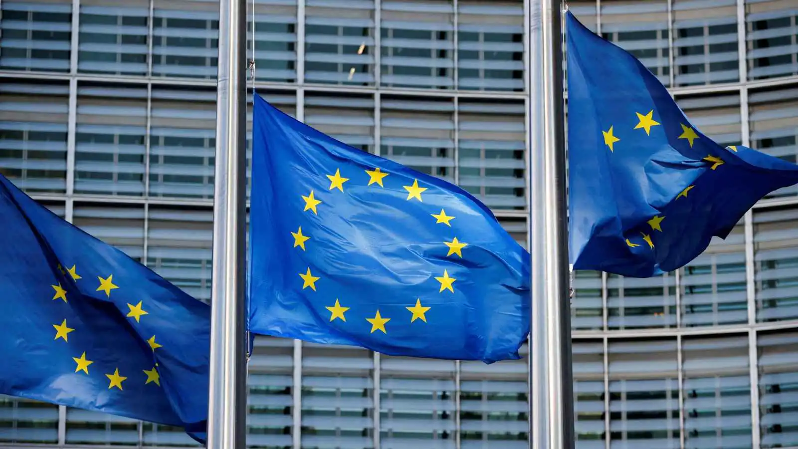 الاتحاد الأوروبي يتهم "ميتا" و"تيك توك" بانتهاك قانون الخدمات الرقمية