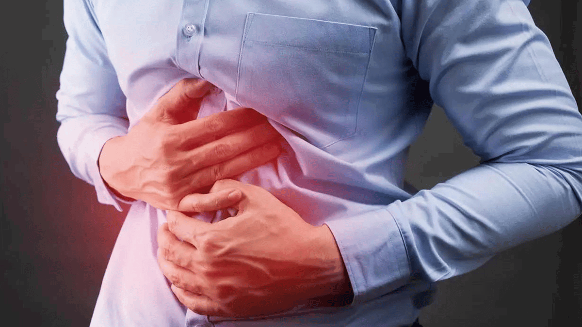 4 علامات تحذيرية قد تكشف إصابتك بسرطان المعدة