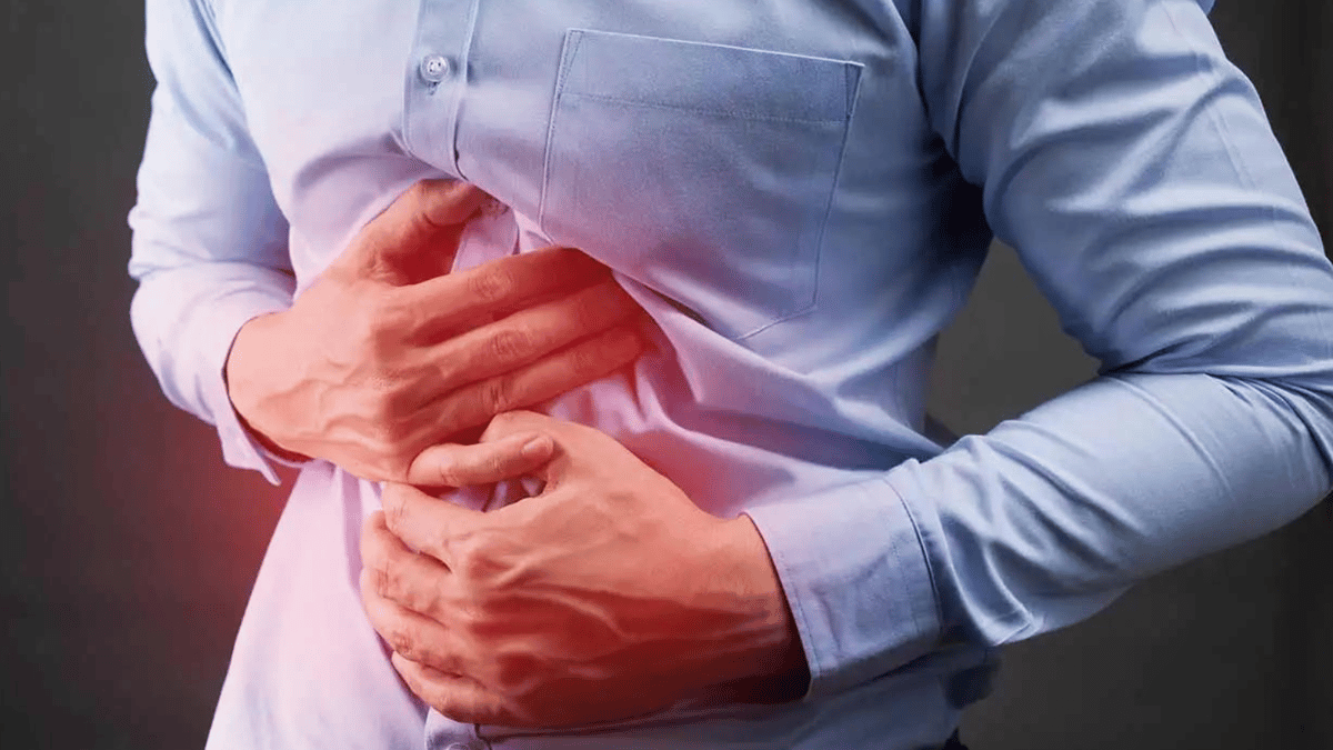 4 علامات تحذيرية قد تكشف إصابتك بسرطان المعدة