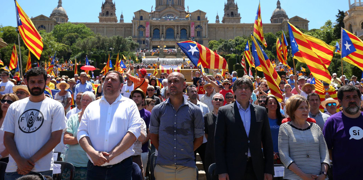 وسط دعم أوروبي.. إجراءات صارمة للحكومة الإسبانية لمنع انفصال كاتالونيا