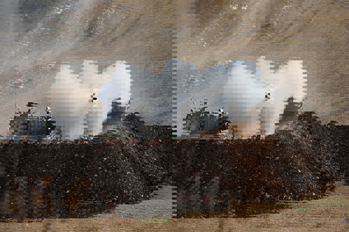 "حزب الله" يشن هجوما جويا على المدفعية الإسرائيلية في مزارع شبعا