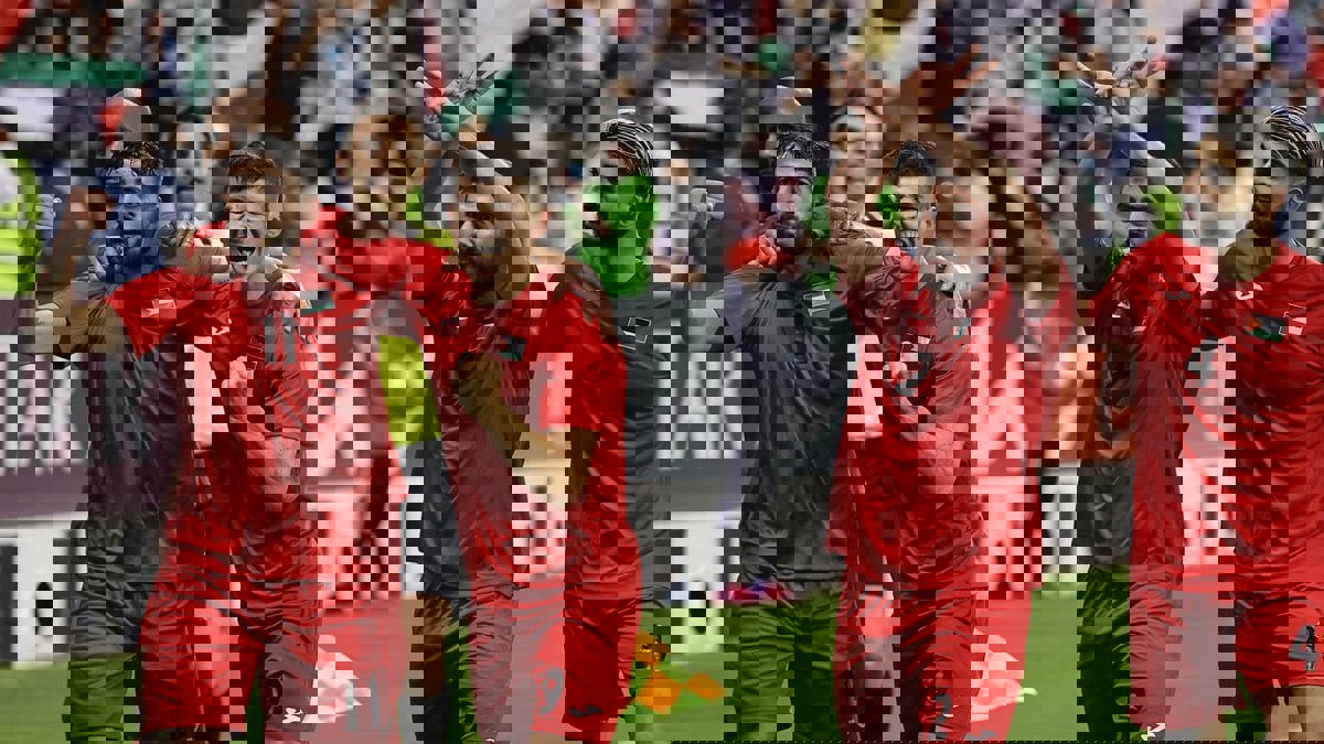 كأس العرب: فلسطين تكتسح جزر القمر بخماسية وتنضم لمجموعة السعودية والمغرب والأردن (فيديو)