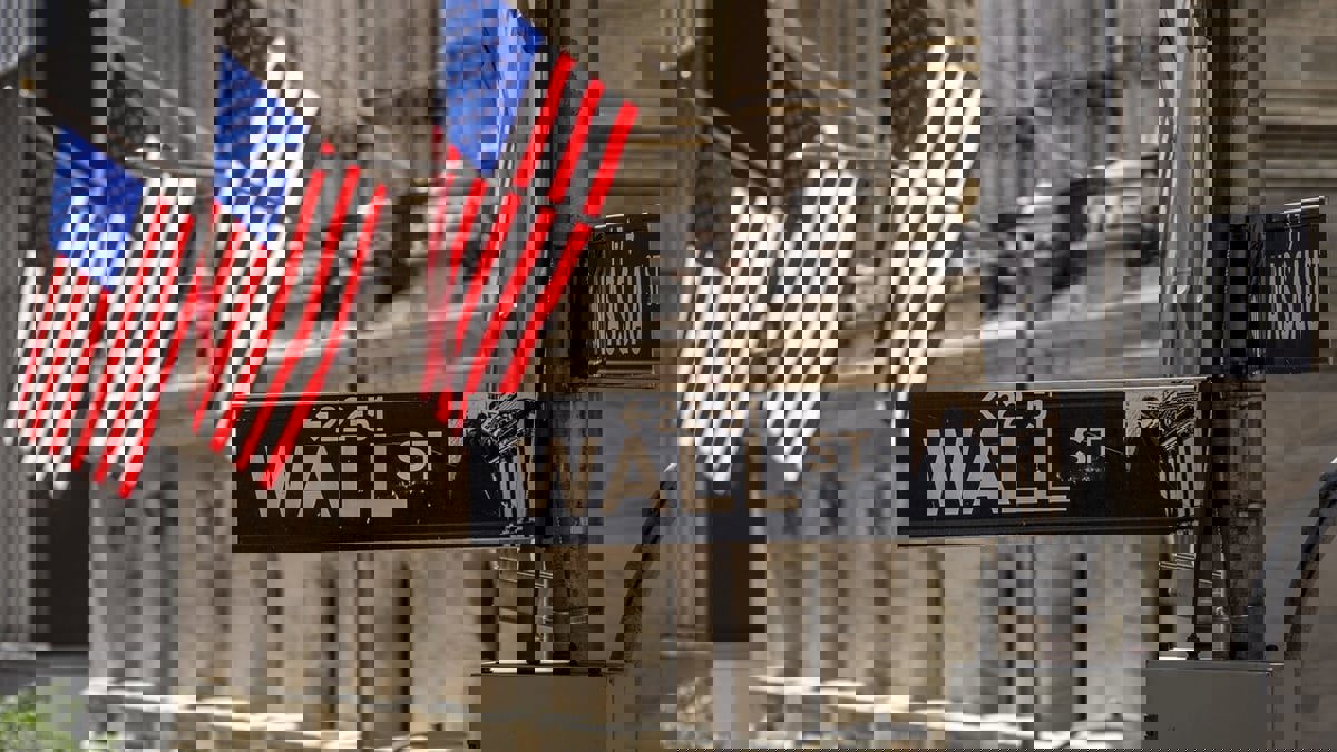 "الإيكونوميست" تحذر من انهيار في أسواق المال الأمريكية