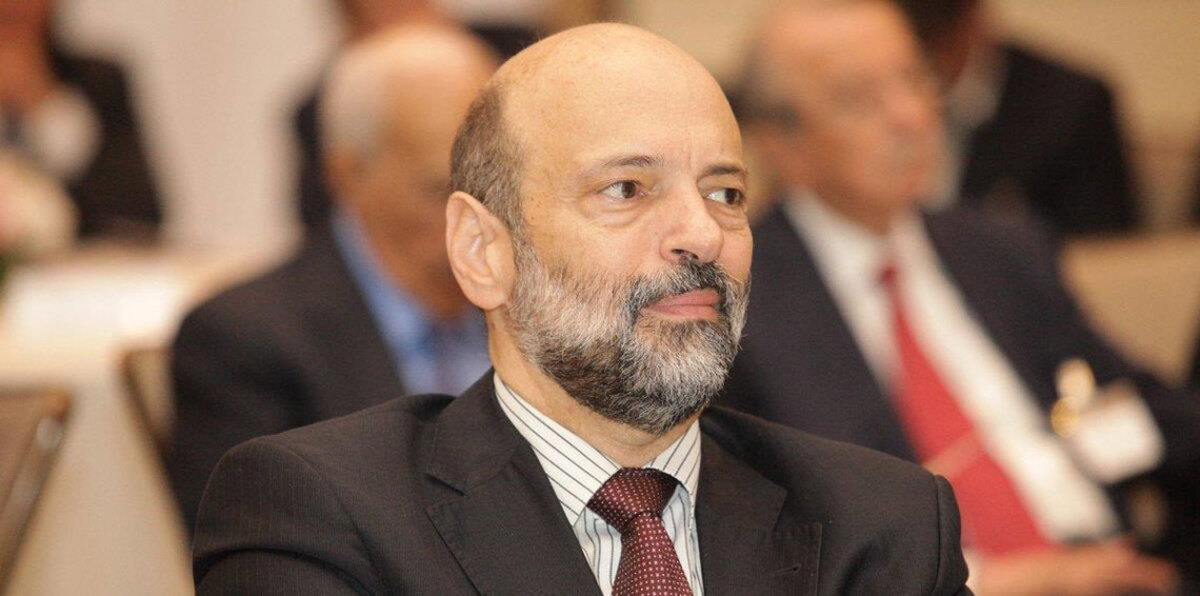 الحكومة الأردنية الجديدة برئاسة عمر الرزاز تنال ثقة البرلمان