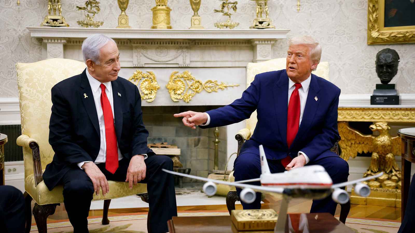 مسؤول إسرائيلي: نتنياهو طالب ترامب بموعد نهائي لإنهاء مفاوضات إيران