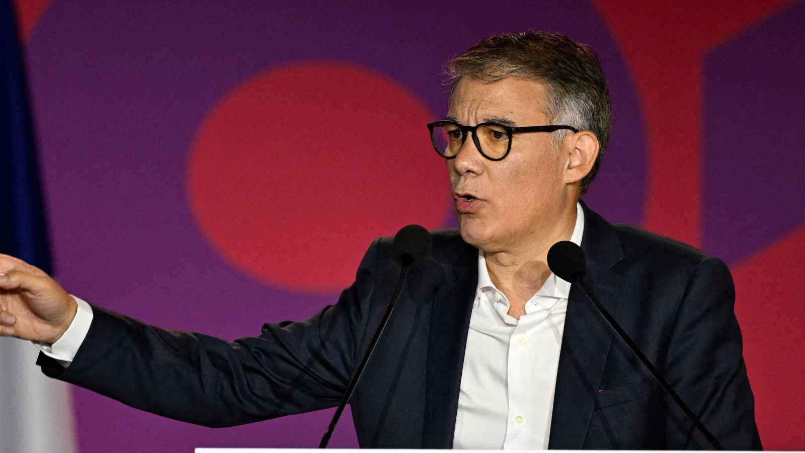 تزامنا مع إعلان ماكرون.. دعوة لرفع العلم الفلسطيني فوق البلديات الفرنسية