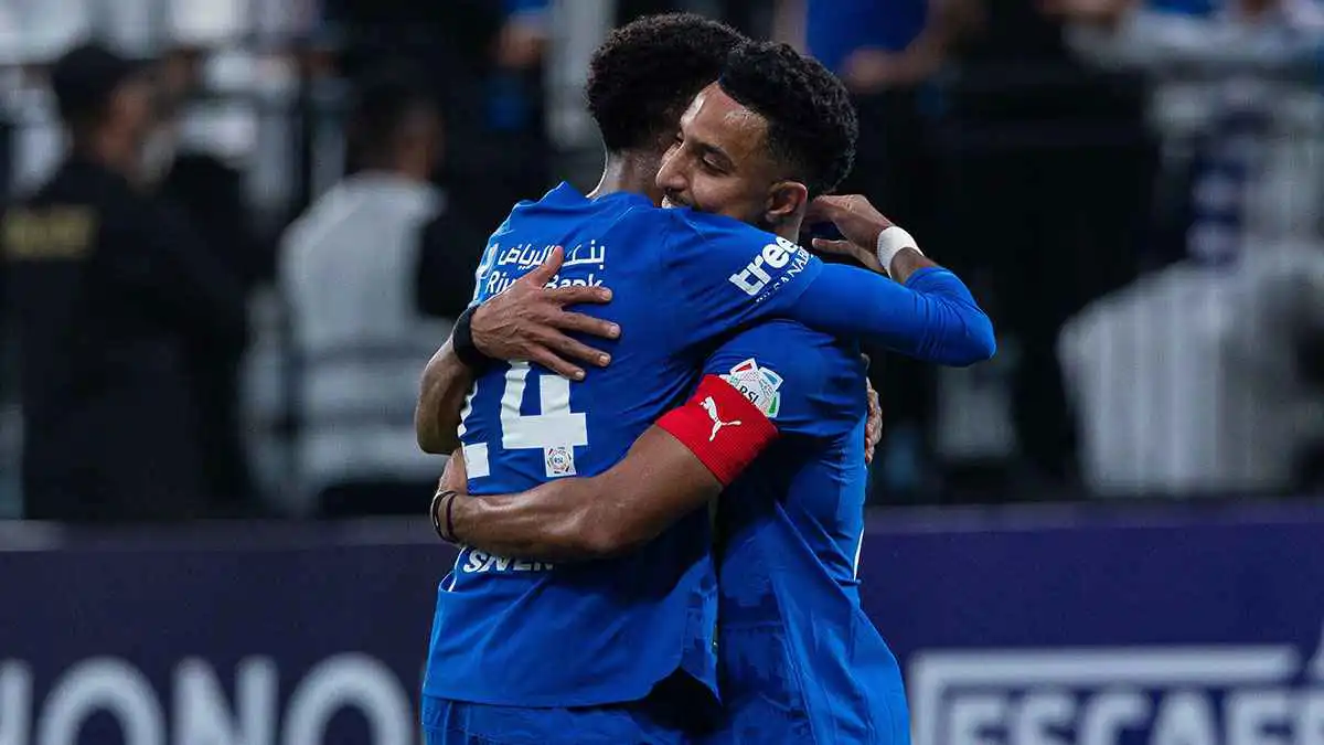 تجاهل طلبه تمامًا.. سالم الدوسري يحرج البليهي (فيديو)