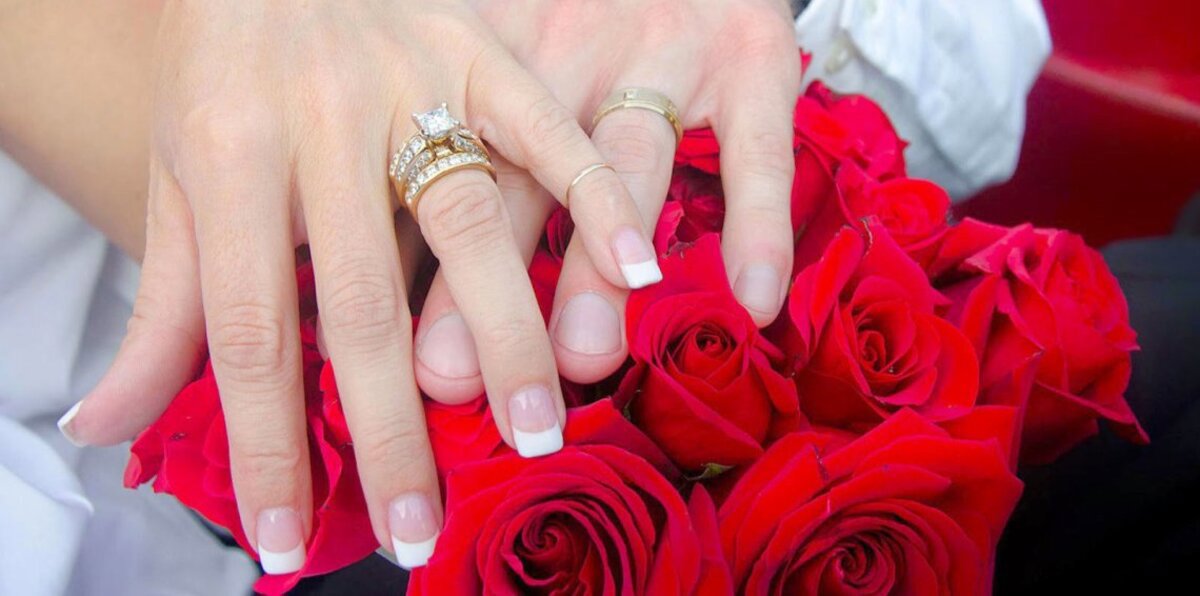 "زواج الركاض" يثير الجدل قبيل بدء موسم السياحة في السعودية