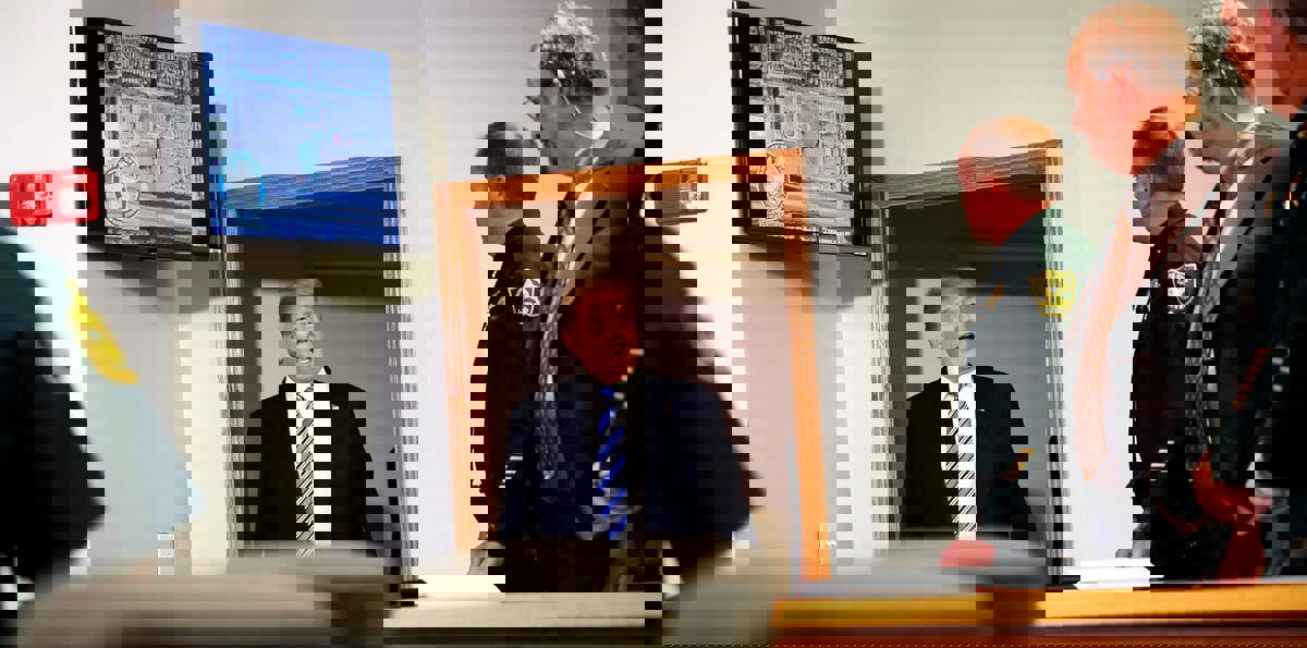 ترامب يتهم مكتب التحقيقات الفدرالي بالتقصير في منع هجوم فلوريدا