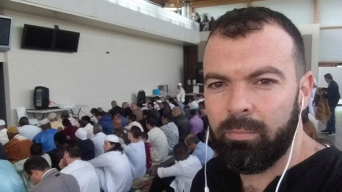 عائلة قاتل الشرطية الفرنسية تقول إنه كان يعاني اكتئابا