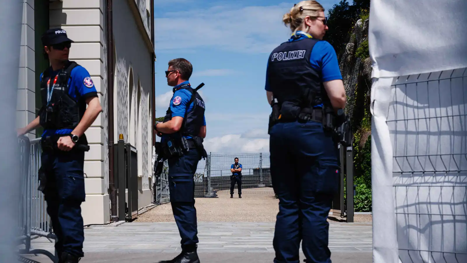 قتلى وجرحى جراء انفجار بمنتجع  في جبال الألب السويسرية (فيديو)