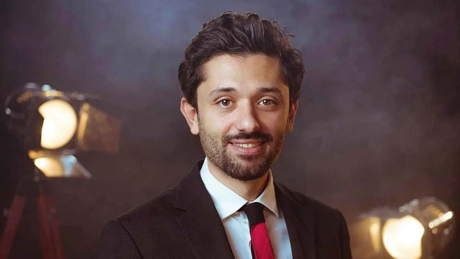 "مملكة الحرير".. هل تنجح مغامرة كريم محمود عبد العزيز الجديدة؟