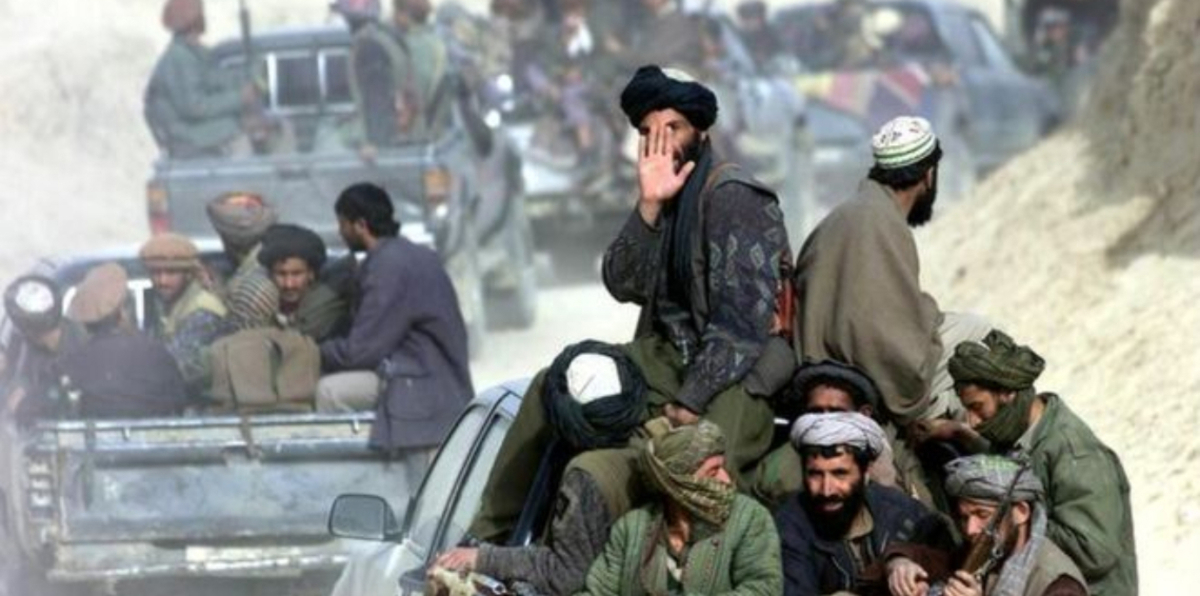 نائب أفغاني: طالبان تقاتل بسلاح إيراني