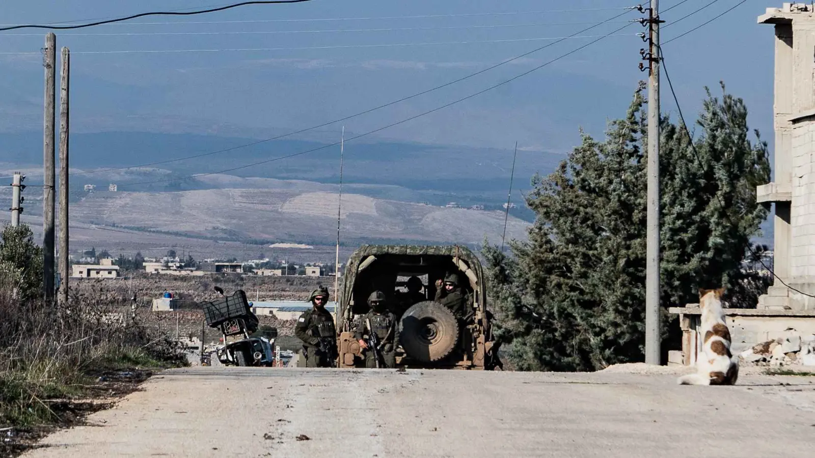 المرصد السوري: آليات للجيش الإسرائيلي تتوغل في ريف القنيطرة