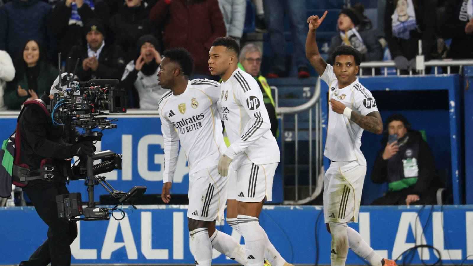 ليس مبابي.. أكثر لاعب أبهر جمهور ريال مدريد أمام ألافيس 