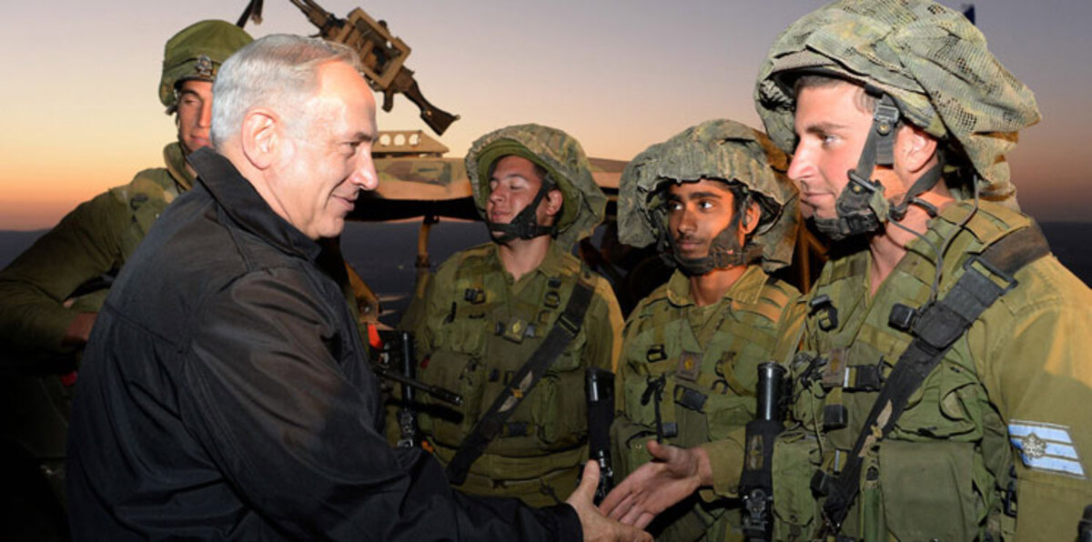 ‫إسرائيل تنشئ منطقة عازلة جنوب سوريا‬