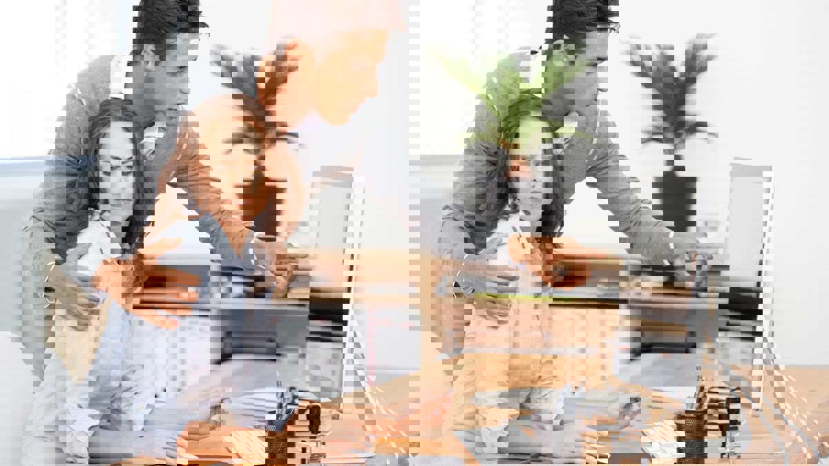 محاكمة عاجلة لمسؤول حكومي في مصر تحرش بزميلاته