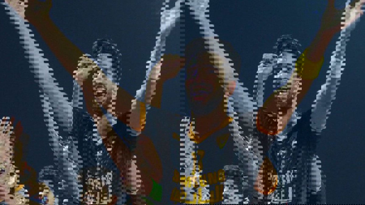 فهد الأنصاري يكشف سر رحيله عن نادي الاتحاد السعودي وفشل صفقة عودته (فيديو)