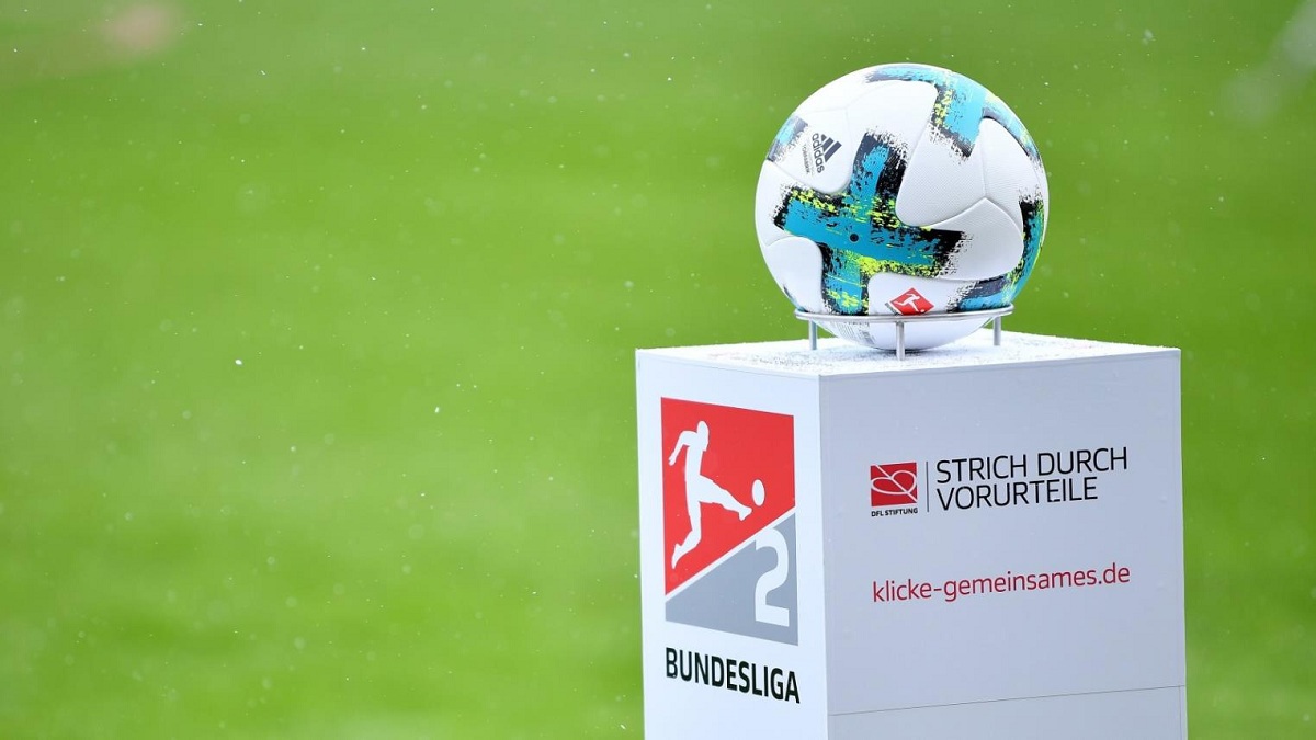 وزراء رياضة الولايات الألمانية يحددون موعد عودة الدوري.. والقرار النهائي في يد أنجيلا ميركل