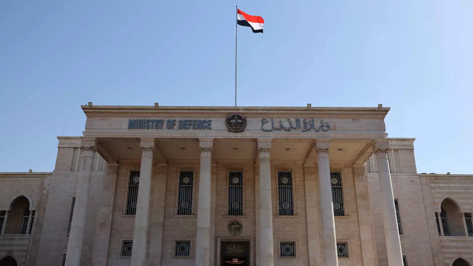 "لن نقف متفرجين".. العراق يندد باستهداف قواعده العسكرية