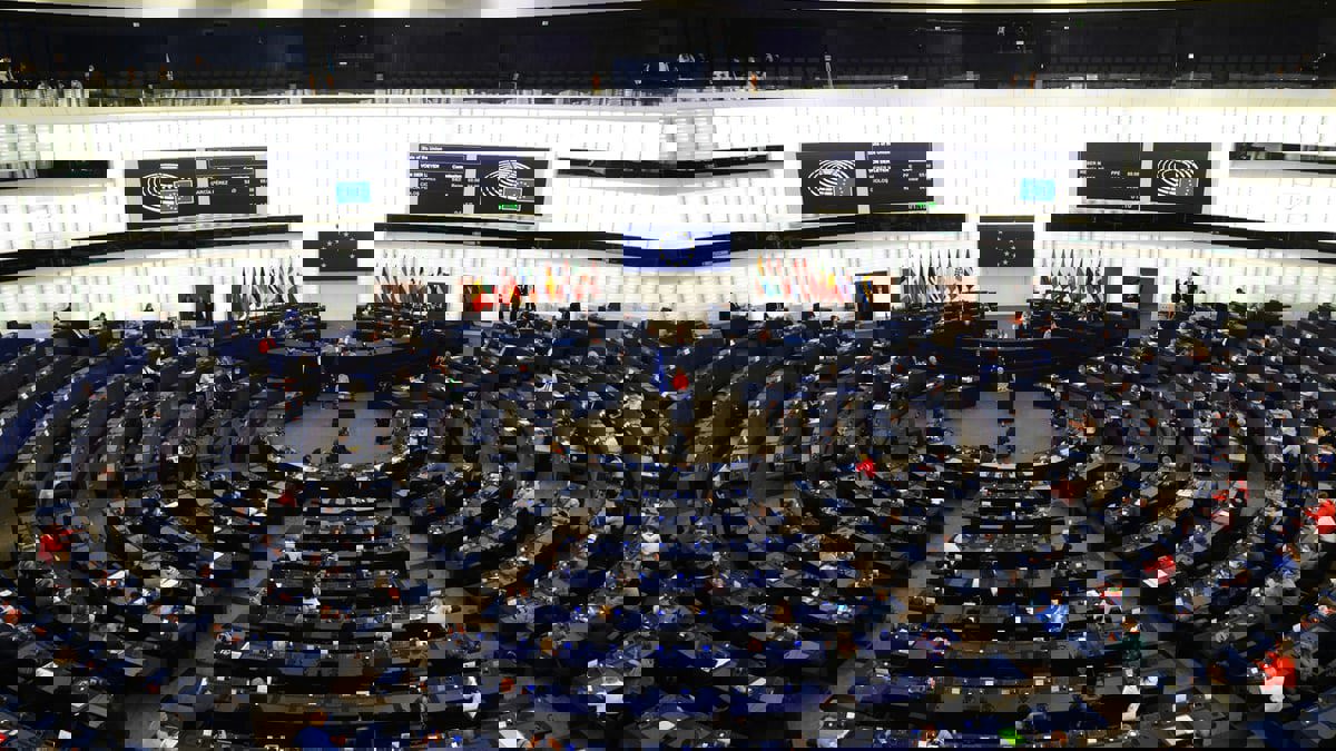 البرلمان الأوروبي ينتقد تدهور سيادة القانون وحقوق الإنسان في تركيا