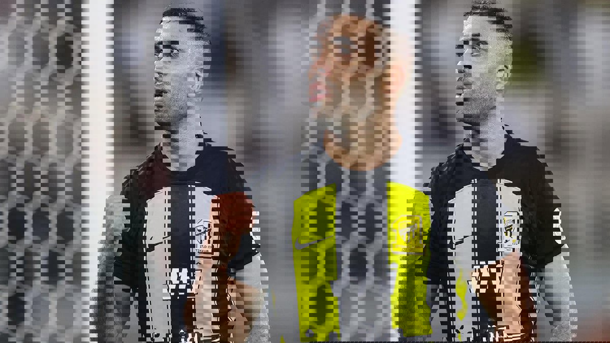 الرجاء يبدأ التفاوض للتعاقد مع عبدالرزاق حمدالله من الاتحاد