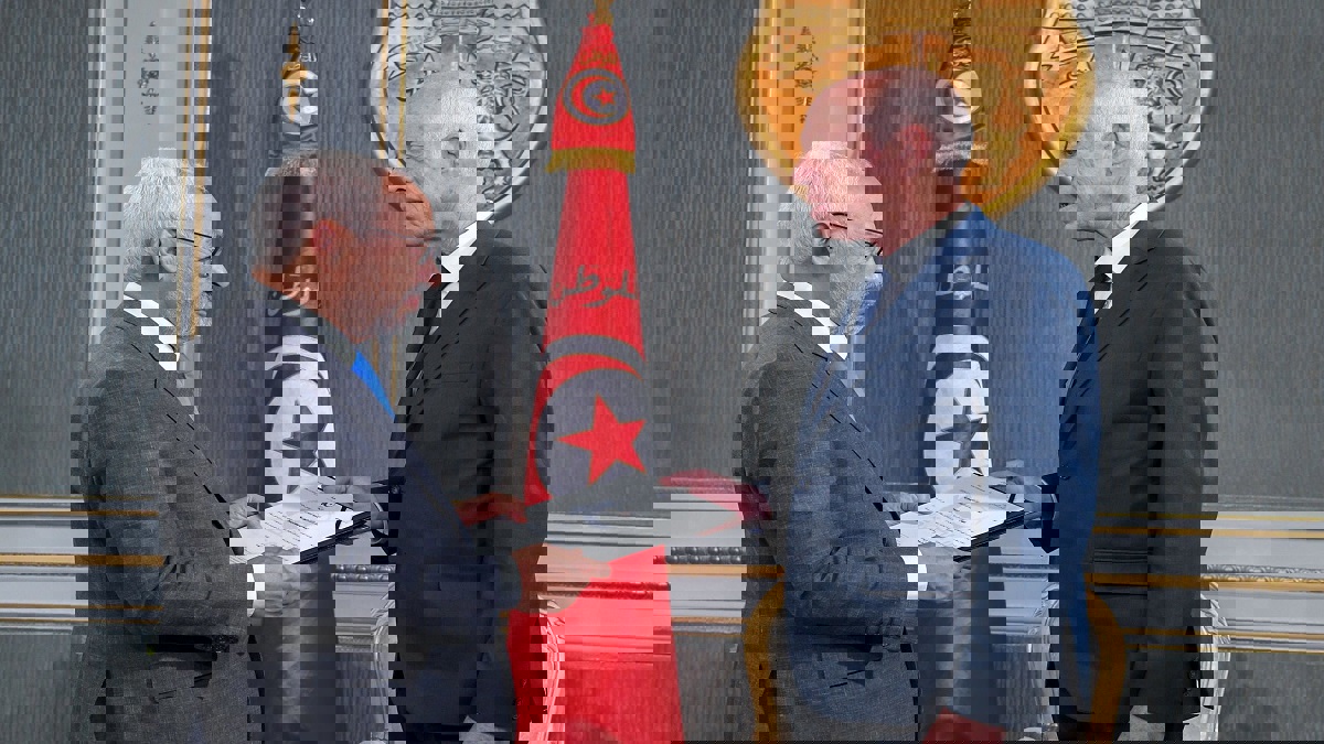 الرئيس التونسي قيس سعيد يرفض التوقيع على قانون الانتخابات