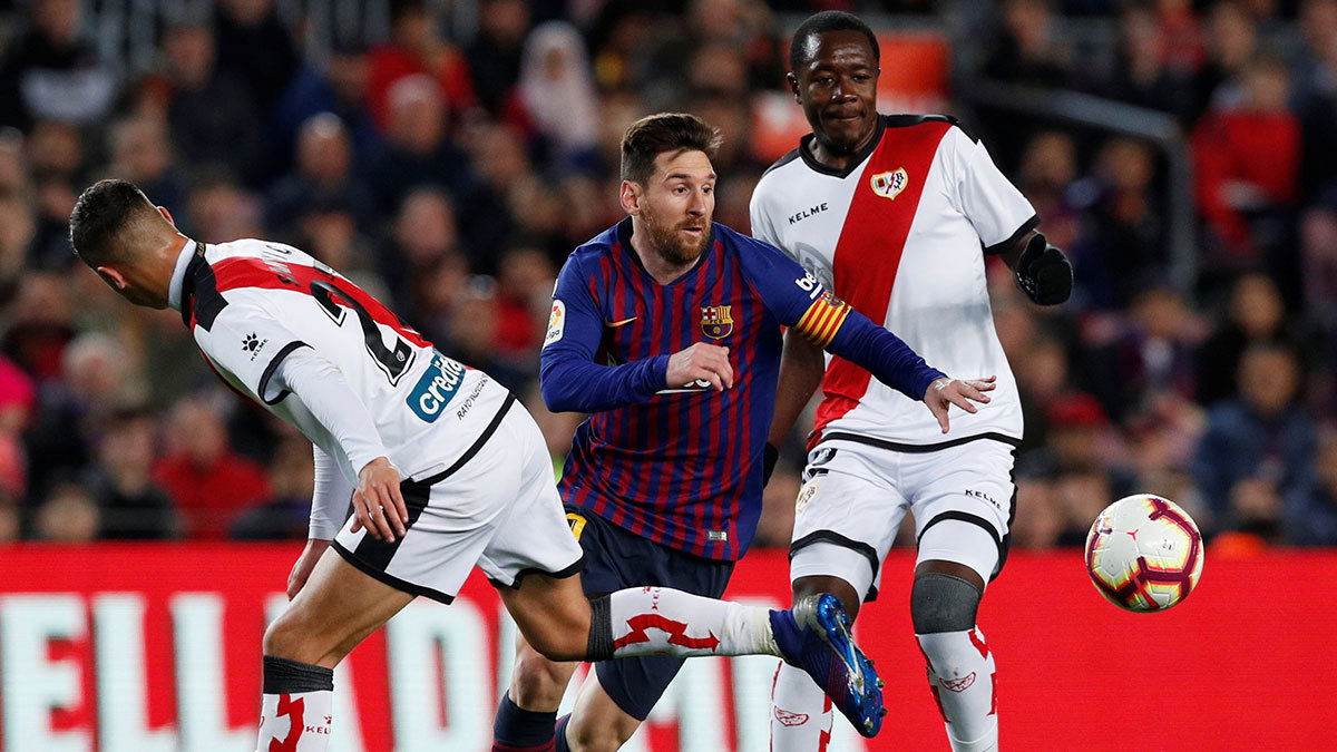 نادي برشلونة يعبر رايو فاليكانو ويعزز صدارته في ترتيب الدوري الإسباني