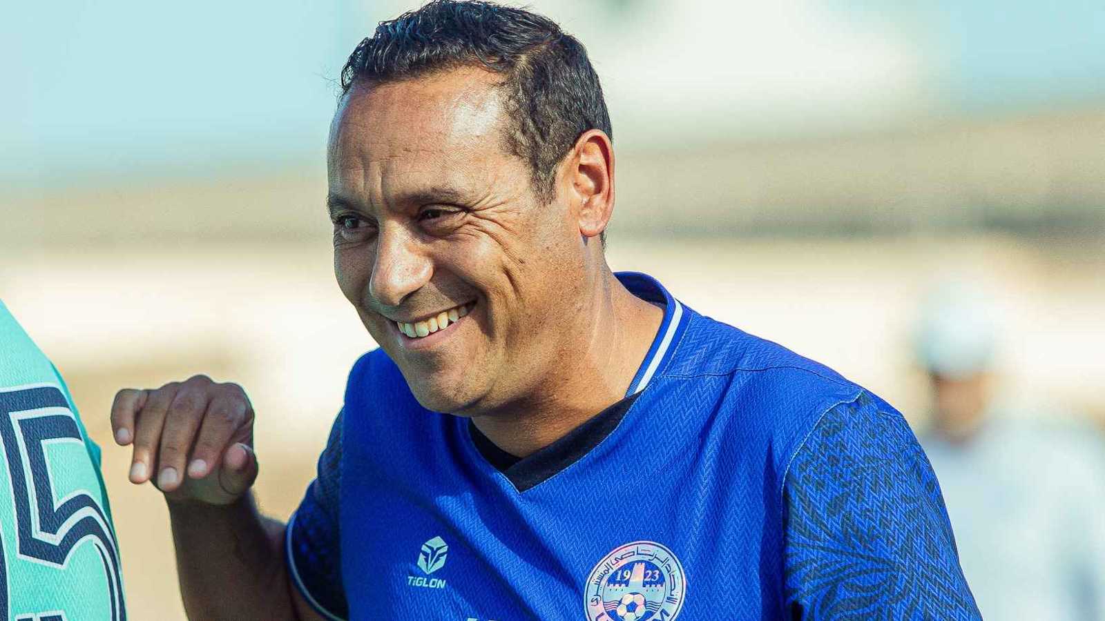 بعد الخسارة ضد القبائل.. المنستيري يقترب من إقالة منتصر الوحيشي وهذا هو البديل