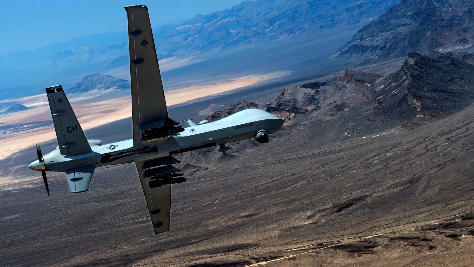 "خبير مسيرات".. مقتل قيادي في "القاعدة" إثر غارة أمريكية وسط اليمن